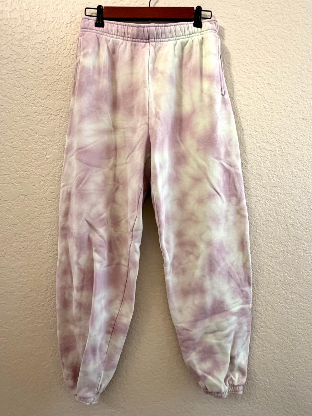 Aritzia TNA Sweatpants